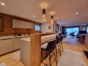 Interior - Berghof 2. OG Appartement/Fewo 8-Bettwohnung by Interhome (Saas-Fee)