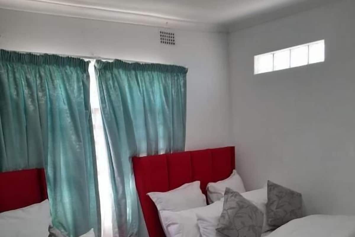Family Quadruple Room | WiFi (free)