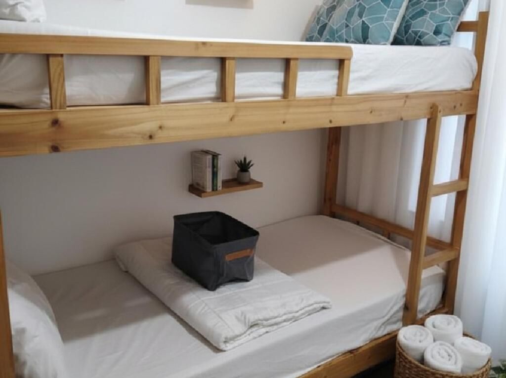 Apartment, 1 Bedroom | Meja, ruang kerja komputer riba, Wi-fi percuma 