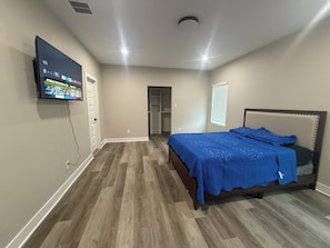 5 Schlafzimmer, WLAN, Bettwäsche