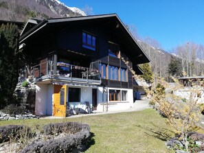 Esterni