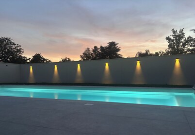 160 m² villa with 5 bedrooms, a 10×4 m pool, and a large terrace