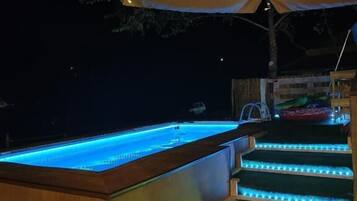 Chambre Double, vue jardin | Piscine