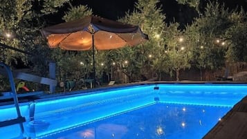Double Room, Garden View | Pool