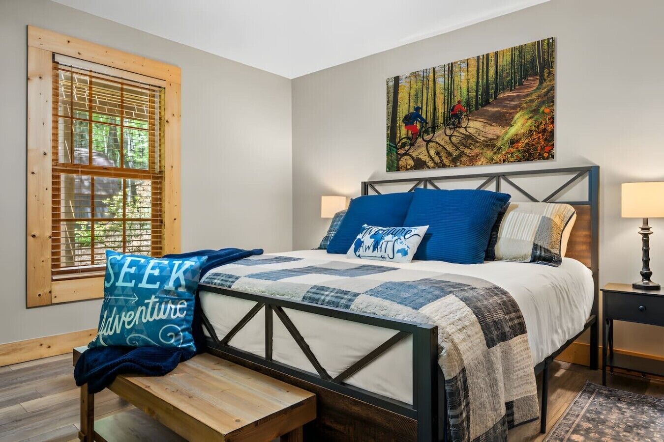 WiFi, bed sheets