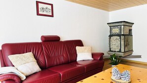 Living area - Bergtreu Appartement/Fewo 4-Bettwohnung by Interhome (Saas-Balen)