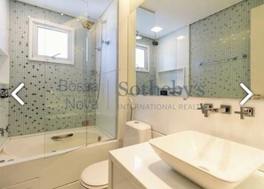 Bathroom - Vrbo Property (São Paulo)