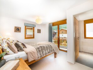 Room - 10-Bettwohnung by Interhome (Saas-Fee)