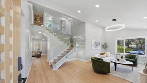 Unclassified image, 5 of 29, button - 25. 4BR Coastal Oasis Near Legoland and Beach (Carlsbad)