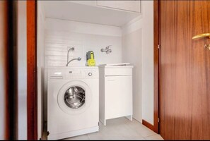 Interior - Vrbo Property (Cosenza)