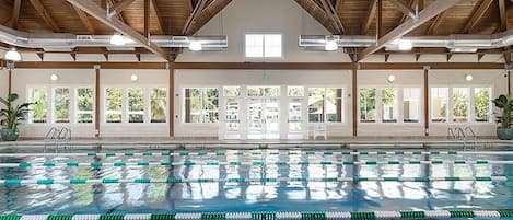 Piscine couverte, piscine extérieure