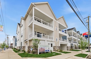 Exterior - Luxury Top-Floor 3BR Condo with Pool, Just 2 Blocks from the Beach! (Wildwood)