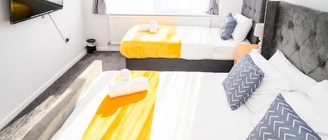1 habitación, wifi y ropa de cama