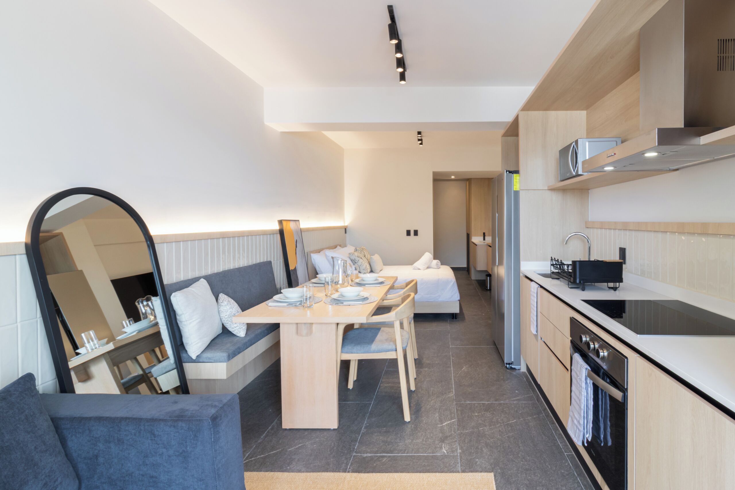 Superior Studio, City View | Private kitchen | Mini-fridge, microwave, oven, stovetop
