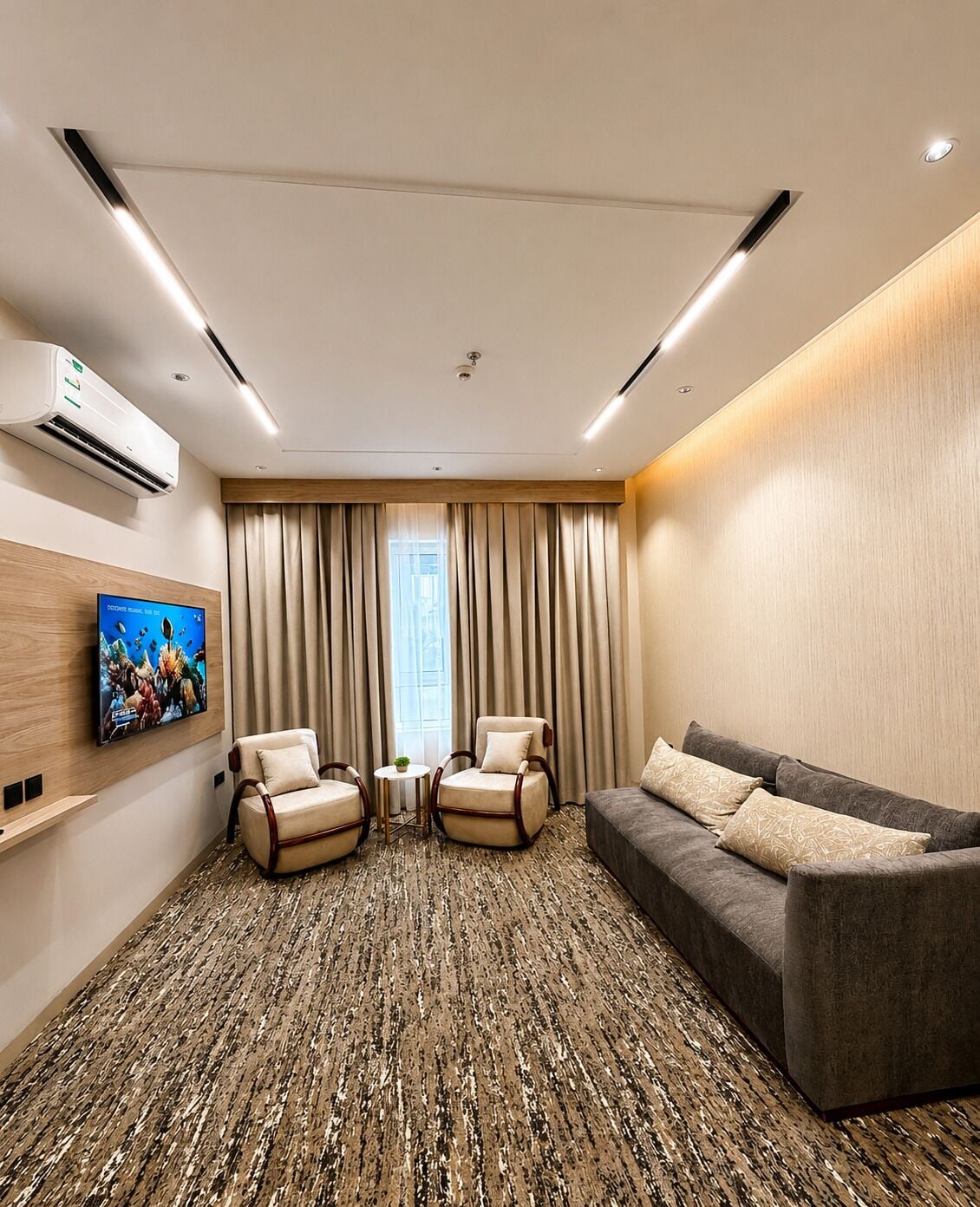 Family Suite | Living area