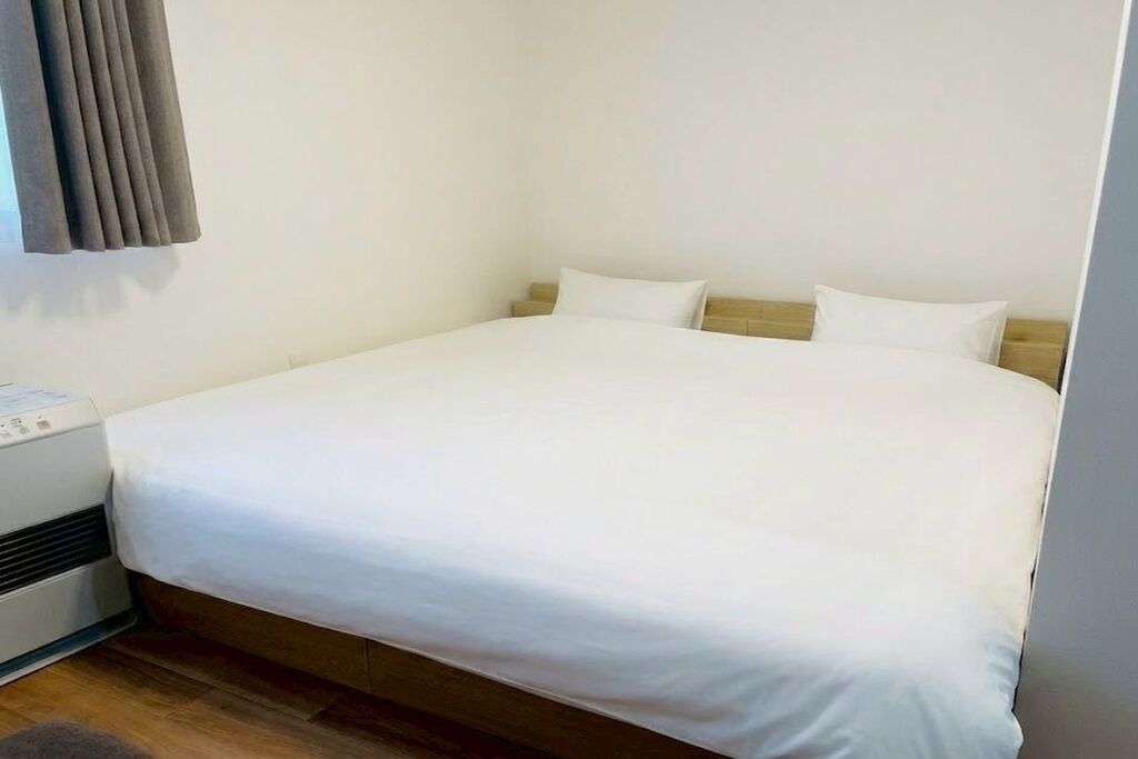 Blackout curtains, iron/ironing board, free WiFi