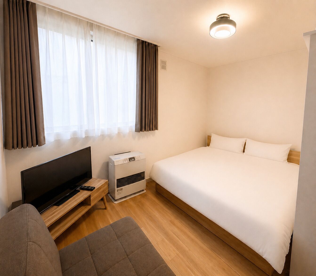 Blackout curtains, iron/ironing board, free WiFi