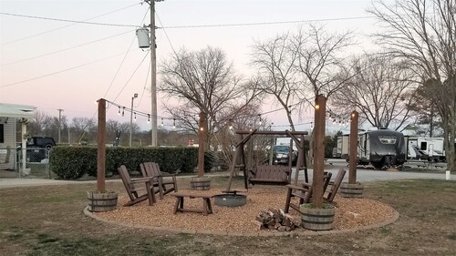 Clarksville RV Resort