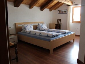 4 Schlafzimmer, Internetzugang