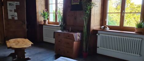 1 bedroom, Internet