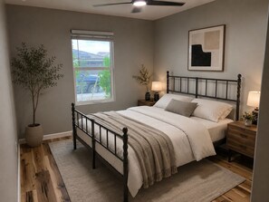 3 habitaciones, tabla de planchar con plancha, wifi y ropa de cama 