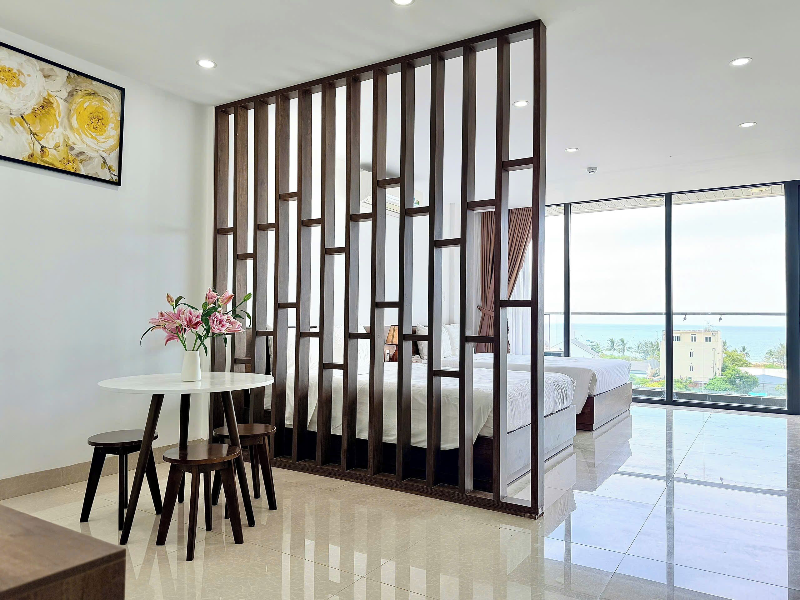 Kamar Double Keluarga | Tirai kedap cahaya dan Wi-Fi gratis