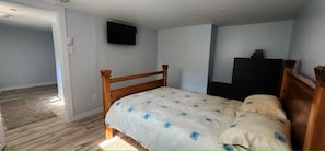 1 bedroom, iron/ironing board, travel crib, WiFi (free)