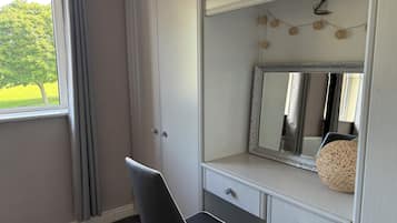 Deluxe kamer, uitzicht op tuin | Interieur