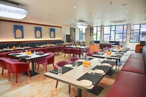 Dining - The Park Inn  (Jharsuguda)