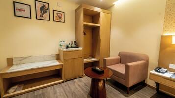 Deluxe Double Room, City View | Iron/ironing board