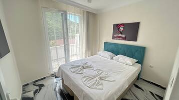 Comfort Twin Room, Sea View | Iron/ironing board, free WiFi