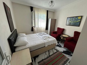 Apartamento Confort, balcón, vistas al valle | Tabla de planchar con plancha y wifi gratis