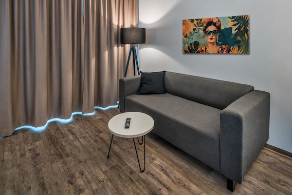 Espace de travail pour ordinateur portable, chambres insonorisées