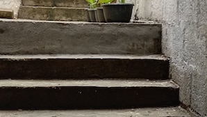 Uklassifisert bilde, 4 av 6, knapp