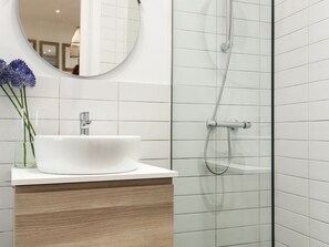 Apartment | Badezimmer