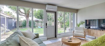 2-Unit Bundle in Eustis: Walk to Ferran Park!