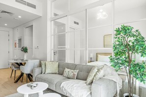 Apartment, Balcony, Courtyard View | Interior - Bloomfields 1BR - Golf Ville - DXB Hills (Dubai)