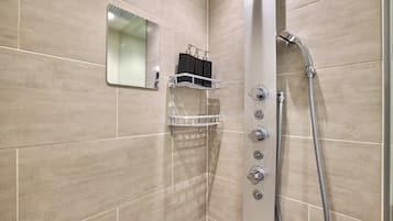 Luxury Villa, Lake View | Bathroom | Slippers