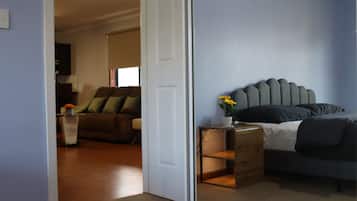 3 Schlafzimmer, Bügeleisen/Bügelbrett, WLAN, Bettwäsche