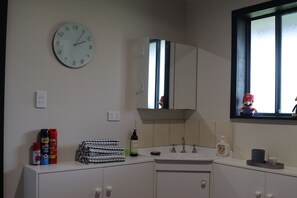 Interior - Country side Bliss (Compton)