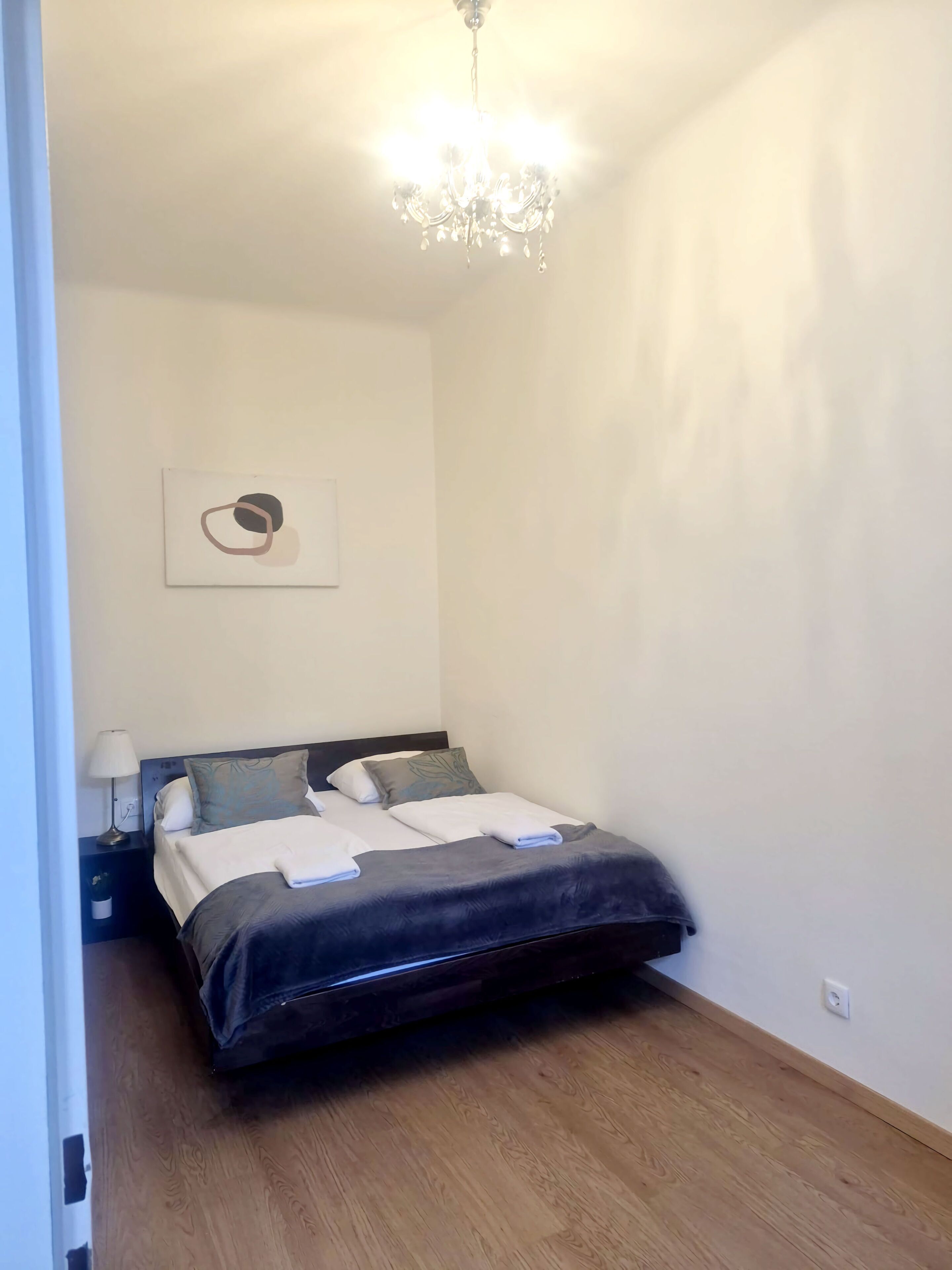 Basic Apartment
