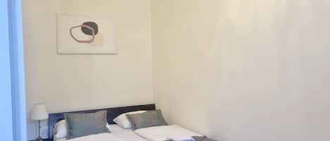Basic-Apartment | Bügeleisen/Bügelbrett, kostenloses WLAN