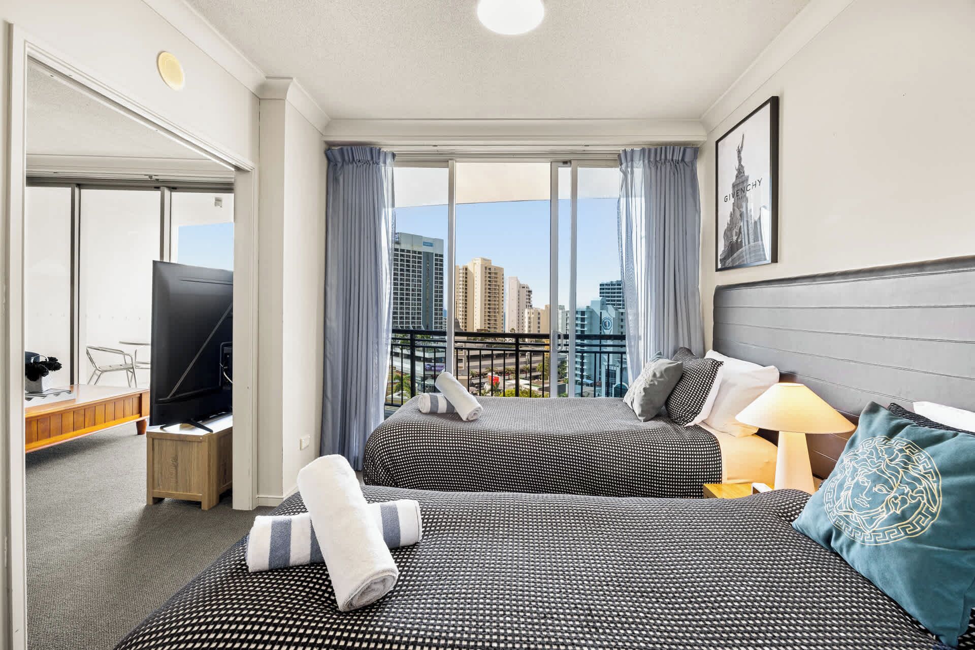 Iron/ironing board, travel cot, WiFi, bed sheets