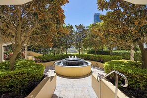 Property grounds - Stunning Ocean View, Pools, Spa & Beach (Surfers Paradise)