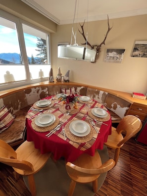 Dining - AlpenLoft Gerlitzen: From the Mountain to the Lake, including a free KärntenCard (Kanzelhöhe)