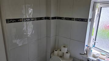 Shared Dormitory, 1 Bedroom | Bathroom