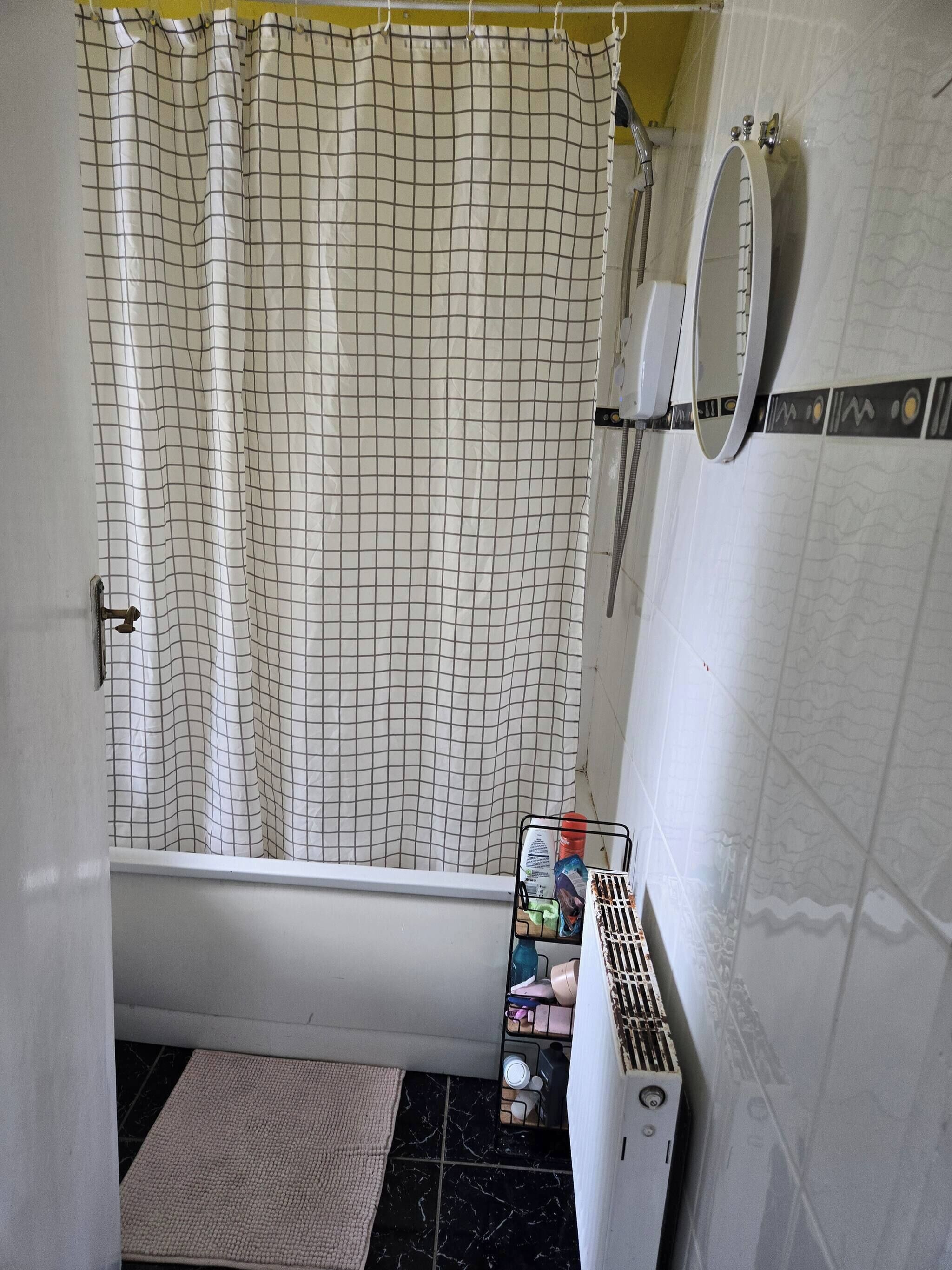 Shared Dormitory, 1 Bedroom | Bathroom