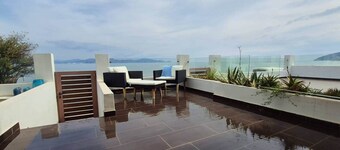 Blue Bay Suites By Comfort Club