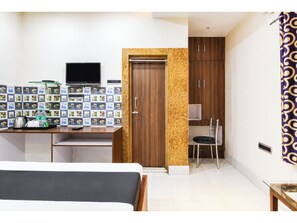 Habitació doble Deluxe, diversos llits, aire condicionat | Vista des de l'habitació