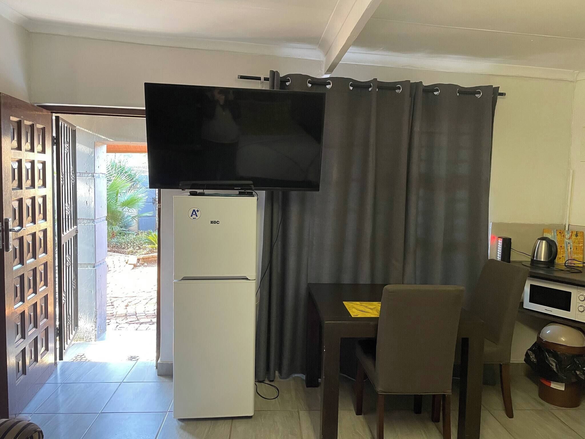 House, 1 Bedroom, Smoking, Balcony | Interior